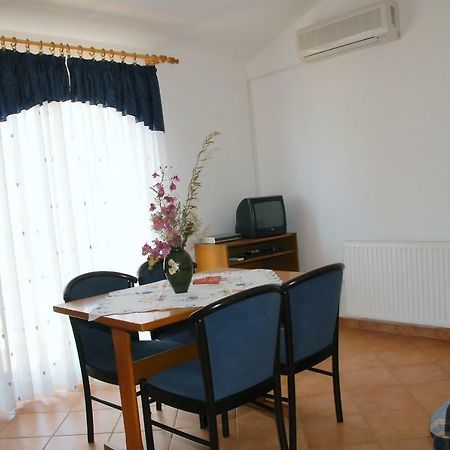 Apartmani Bauk Πόρετς Εξωτερικό φωτογραφία