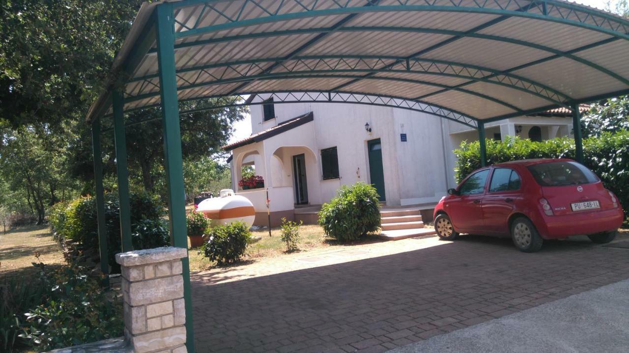 Apartmani Bauk Πόρετς Εξωτερικό φωτογραφία